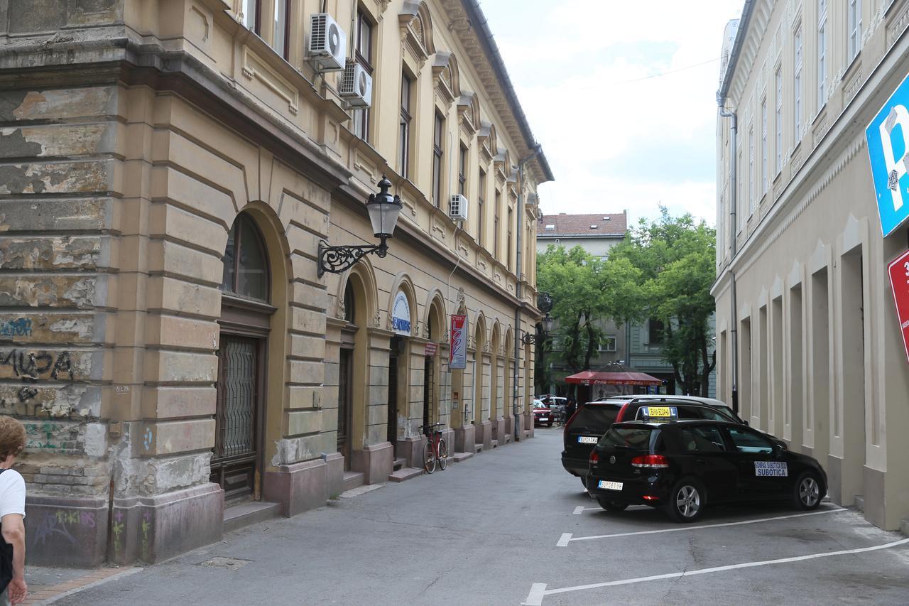 Apartman Centar 2 Subotica Extérieur photo